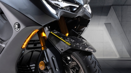 tmax 560 20th aniversario 08