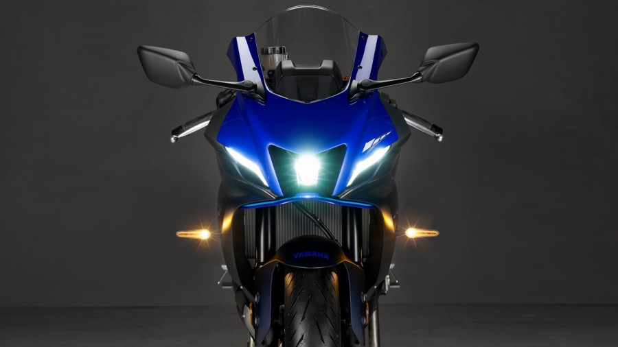 YAMAHA R7 2021 03 YAMAHA R7 2021 03