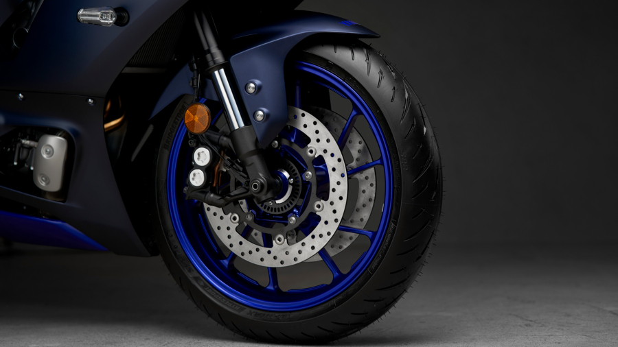 YAMAHA R7 2021 06 YAMAHA R7 2021 06