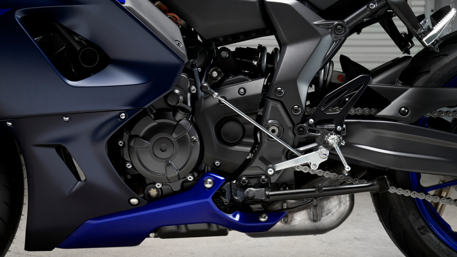 YAMAHA R7 2021 11 YAMAHA R7 2021 11