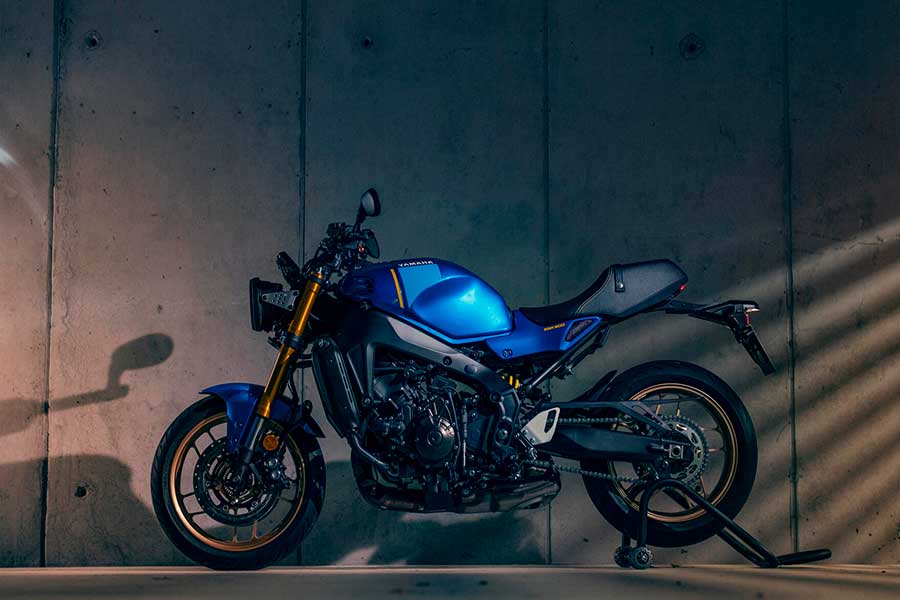XSR 900